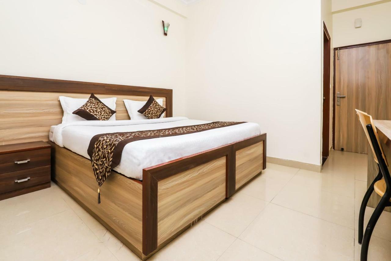 Hotel Sun Haven Greater Noida Room photo